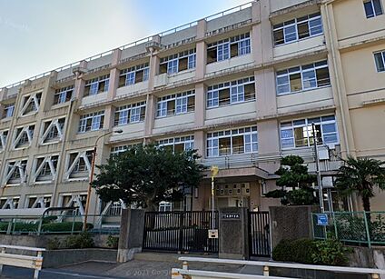 東大阪市立長瀬中学校 徒歩813m