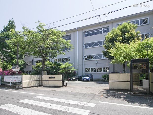 松戸市立第三中学校（約1,300m・徒歩17分）