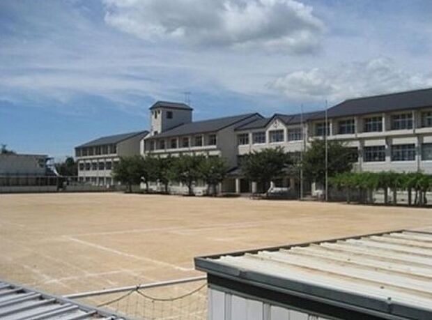 神戸市立伊川谷小学校