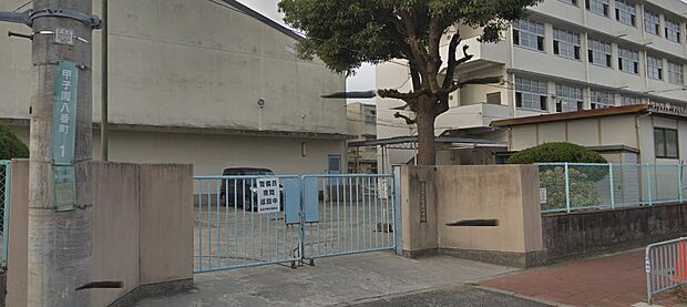 西宮市立鳴尾中学校