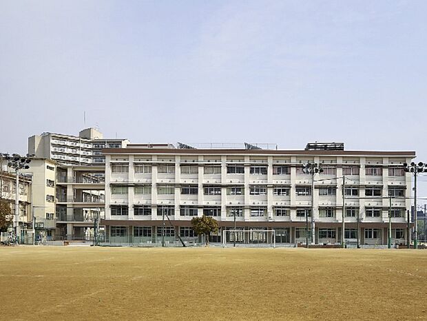 豊中市立第四中学校