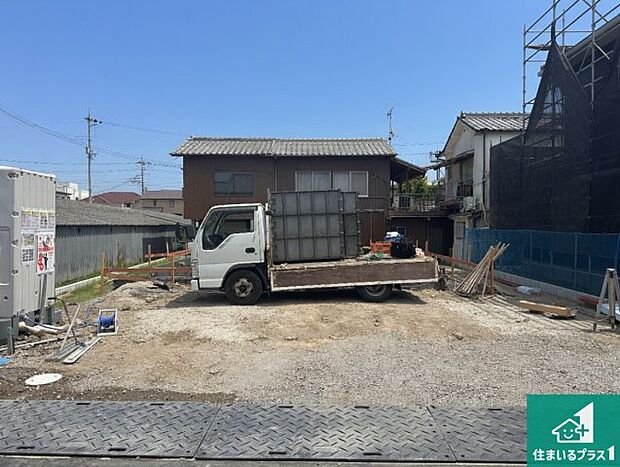 【外観】現在建築中！落ち着いた街並みで新生活を始めることが出来そう！周辺の物件も併せてご紹介させて頂きます！