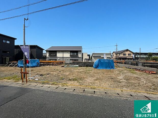 【外観】現在建築中!落ち着いた街並みで新生活を始めることが出来そう!周辺の物件も併せてご紹介させて頂きます!