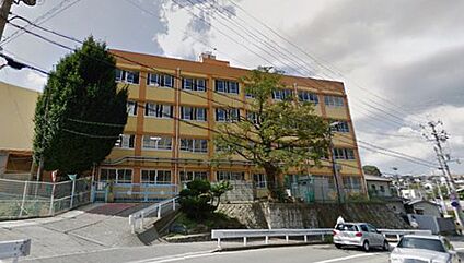神戸市立小部小学校 徒歩1301m