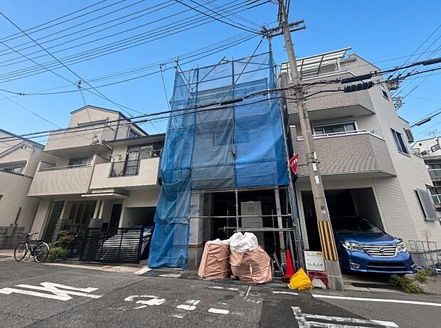 【外観】現在建築中！落ち着いた街並みで新生活を始めることが出来そう！周辺の物件も併せてご紹介させて頂きます！
