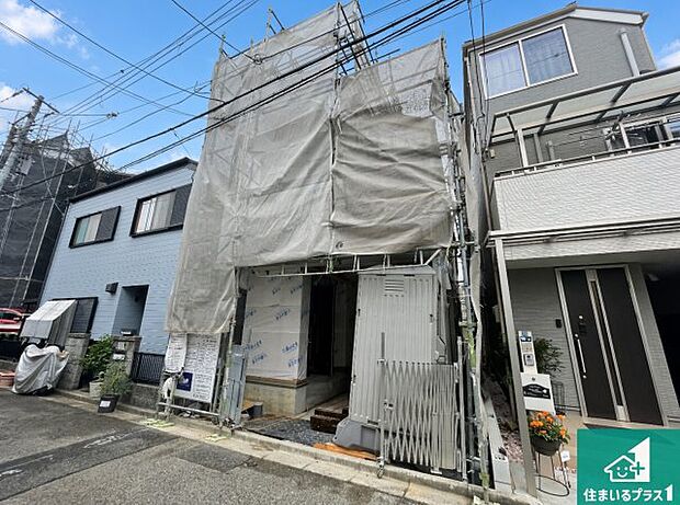 【外観】周辺は落ち着いた街並みの住宅地!子育てがしやすい住環境です!まだ未完成ですが、現地でしかわからない事もございます。是非一度ご覧ください。