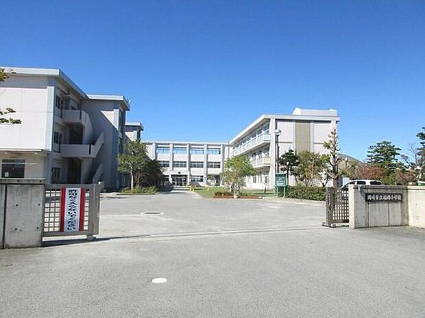 福岡小学校