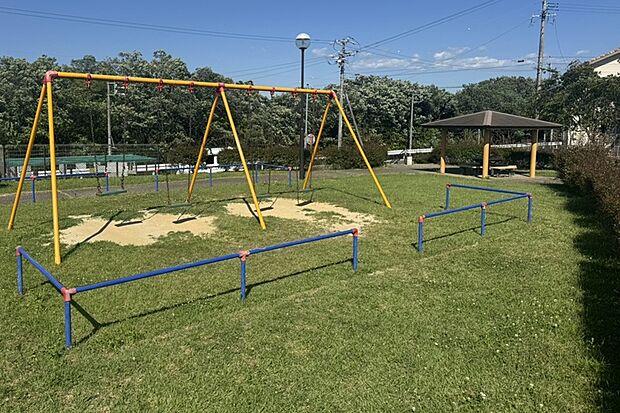 浄水三本松公園(約230m)