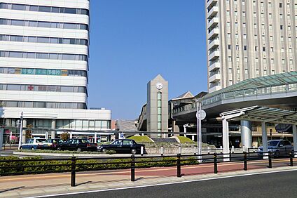 JR東海道本線・名鉄三河線「刈谷」駅 約2100～2110ｍ(自転車9分)