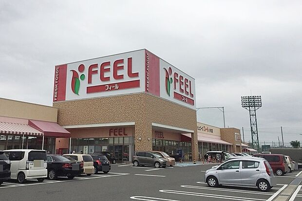 フィール（小牧店）　徒歩3分