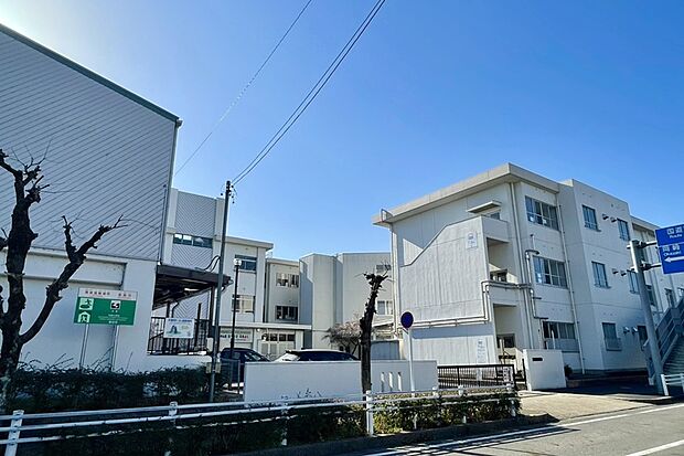 挙母小学校 （約410m）