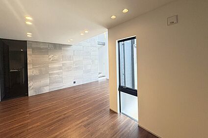 【2号地内観写真：リビング】