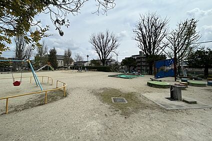 宮前公園 650ｍ(徒歩9分)