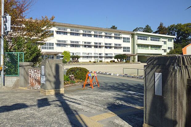 三蔵子小学校