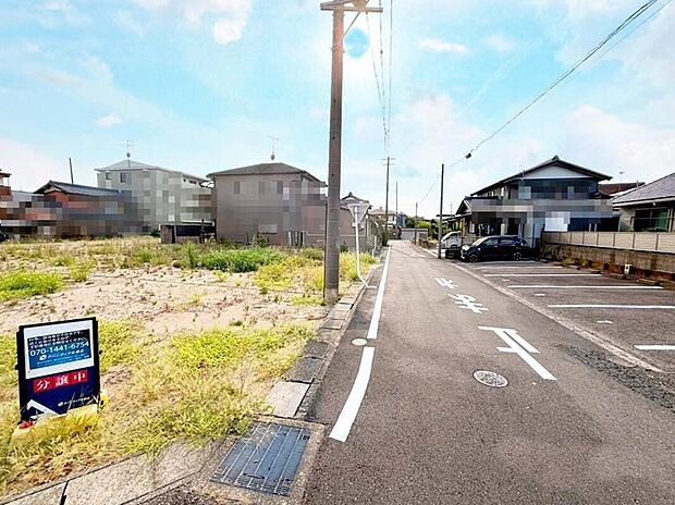 【 前面道路含む現地写真】現地写真
閑静な住宅地!小学校まで徒歩5分♪
