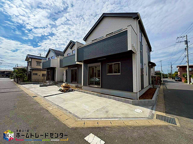 閑静な住宅地で子育て家族にピッタリ。毎日のお散歩も快適な緑に恵まれたエリアで、自然に包まれた穏やかな暮らしを実現するための、ゆとりある住環境が整っています。緑の潤いを感じながらホッと生活できそう。