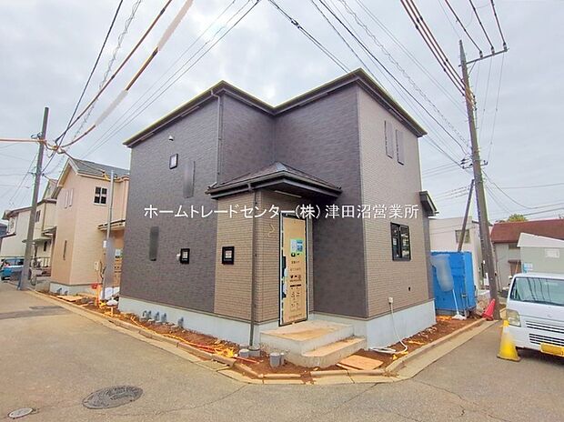 【ホームトレードセンター株式会社】
お仕事帰りなどお客様のご都合に合わせて、営業スタッフが誠心誠意真心込めて御対応します♪