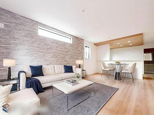 家族みんなが揃う場所だからこそ一番に陽当たりを考慮し明るくゆったりとくつろげる場所として設計しております。※こちらはCGで画像生成したイメージ画像になります。家具などは付いておりません。