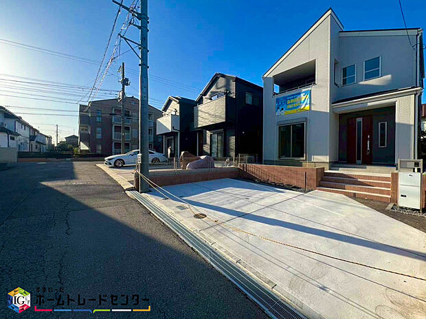 この風景が暮らしの一部に。毎日がイキイキと笑顔溢れる暮らしの始まりです♪ぜひ一度この見晴らしを体感してみませんか♪ご都合の良い時　自由に外観ご覧になれます。ご内見ご希望の際はぜひお気軽にご連絡下さい♪