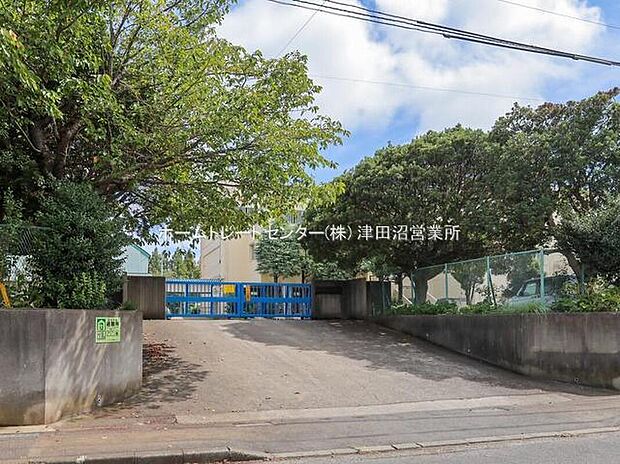 船橋市立小室小学校まで230m 徒歩3分