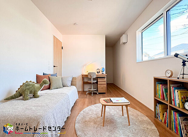 【子供部屋】お子様やご家族の人数により一人一部屋が叶う空間になります。戸建ては各部屋のプライバシーを十分に保つ事が可能です。※こちらはCGで画像生成したイメージ画像になります。家具などは付いておりません。