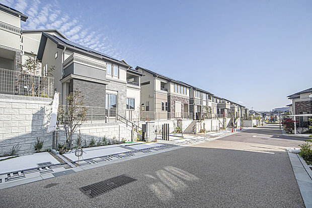 【【8-13号邸コンセプトハウス】】〈ジオガーデン〉は「耐震性」や「省エネルギー性能」など、9つの新基準をクリア。永住にふさわしい、高品質の戸建て住宅です。