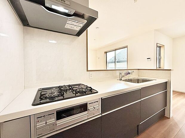 ■美味しい時間が生まれる、笑顔あふれるキッチン