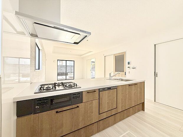 ■美味しい時間が生まれる、笑顔あふれるキッチン