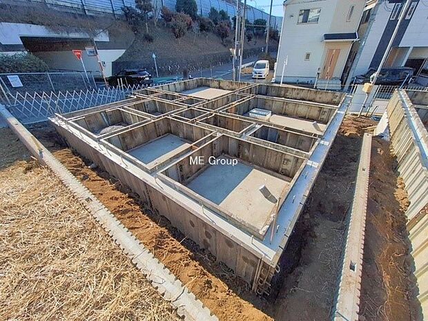 ■開放感と明るさに恵まれた角地の住まい