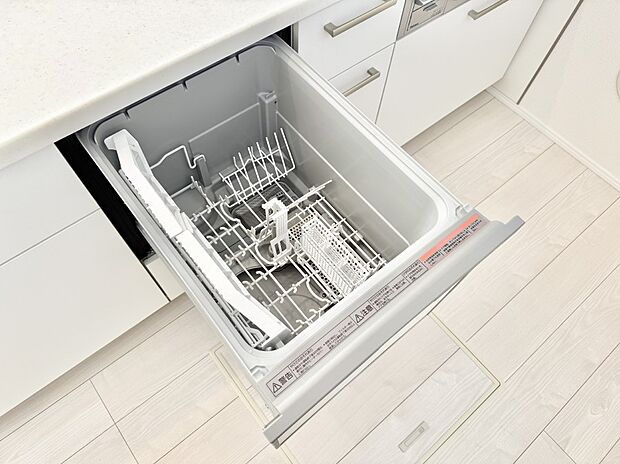 【食洗機】■手間なく洗浄!食器をピカピカに仕上げてくれます