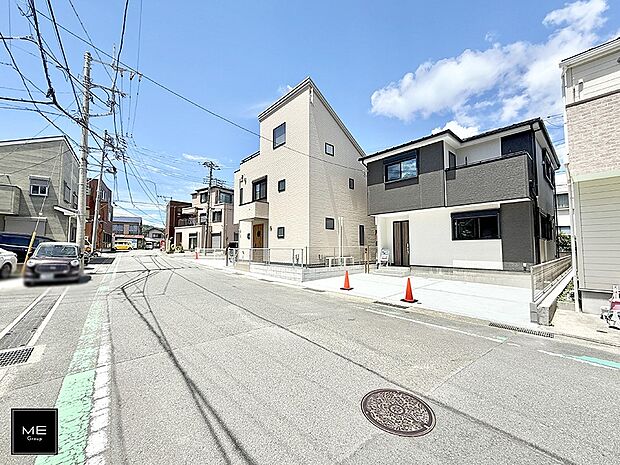 【前面道路含む現地写真】■新しい暮らしが始まる場所で、家族の絆を深める