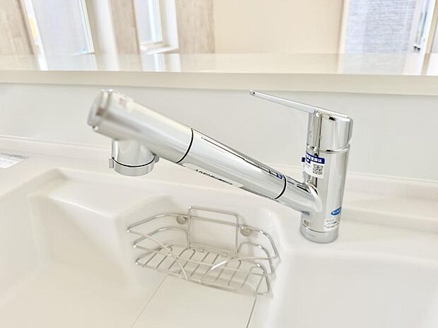 【浄水器】■清潔でおいしい水を手軽に供給してくれます