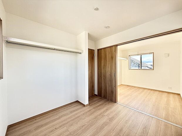 【子供部屋】■仕事や勉強のスペースに使うことで、集中しやすく静かな環境が整います