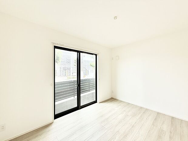 【子供部屋】■自分の好みに合わせたインテリアを整えやすく個性を反映できる場所です