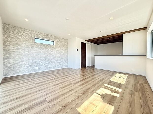 【ダイニング】■家族の笑顔があふれる、くつろぎの空間