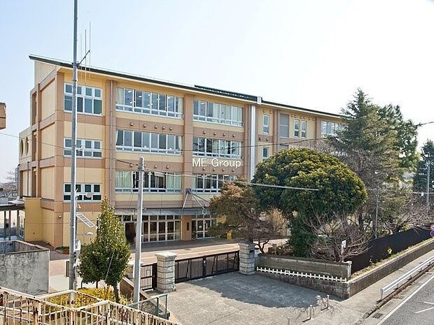 綾瀬市立綾瀬小学校(約1,120m・徒歩14分)