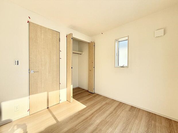 【子供部屋】■仕事や勉強のスペースに使うことで、集中しやすく静かな環境が整います