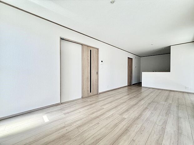 【リビング】■何気ない毎日を特別にする、癒しの空間