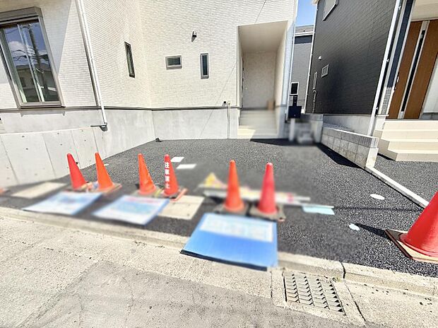 【駐車場】■快適な駐車スペースで安心