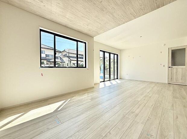 【ダイニング】■何気ない毎日を特別にする、癒しの空間