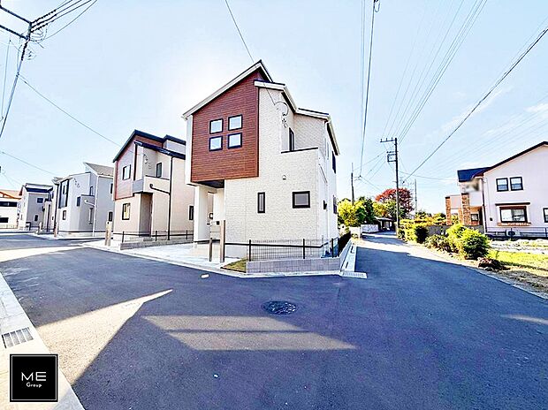 【前面道路含む現地写真】■新しい住まい、街の新しい風景