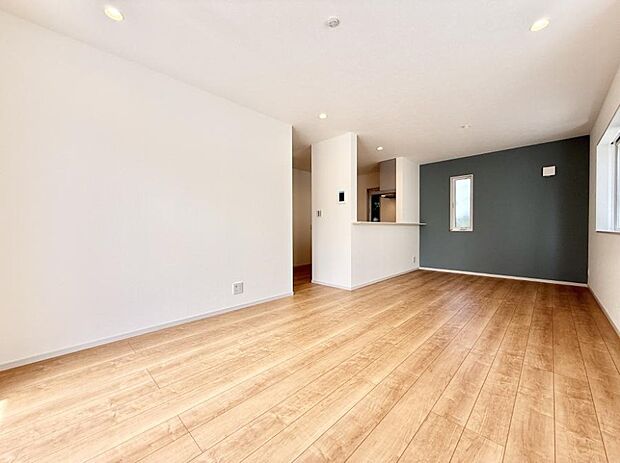 【リビング】■くつろぎと笑顔が集まる、心温まるリビング