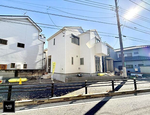 【現地外観写真】■暮らしを豊かにする充実した仕様設備で快適に