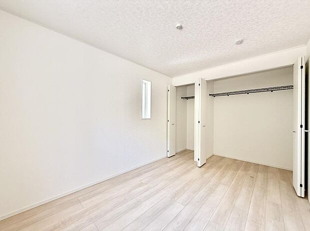 【子供部屋】■仕事や勉強のスペースに使うことで、集中しやすく静かな環境が整います