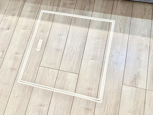 【床下収納】■隠れた収納スペースで家全体がスッキリ