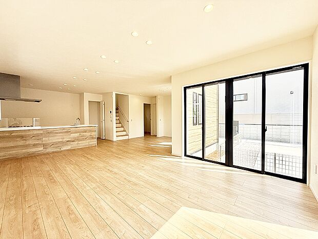 【リビング】■心落ち着く場所、ゆったり過ごせるリビング