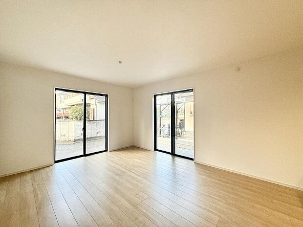 【リビングダイニング】■お気に入りの場所で、のんびりとした時間を