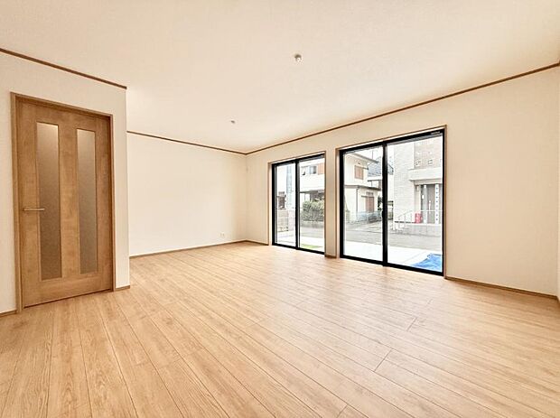 【ダイニング】■家族の笑顔があふれる、くつろぎの空間