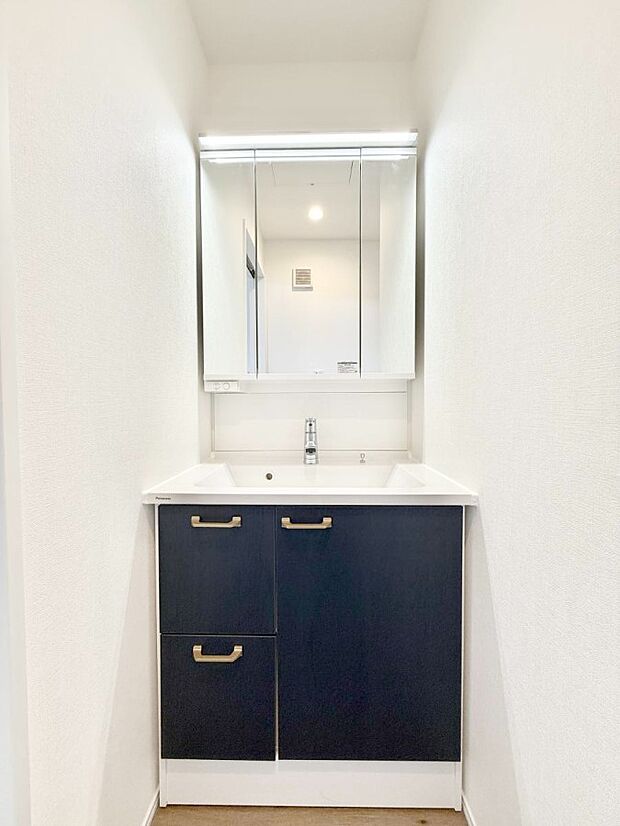 【洗面台・洗面所】■清潔感があり、気持ちよく使えます