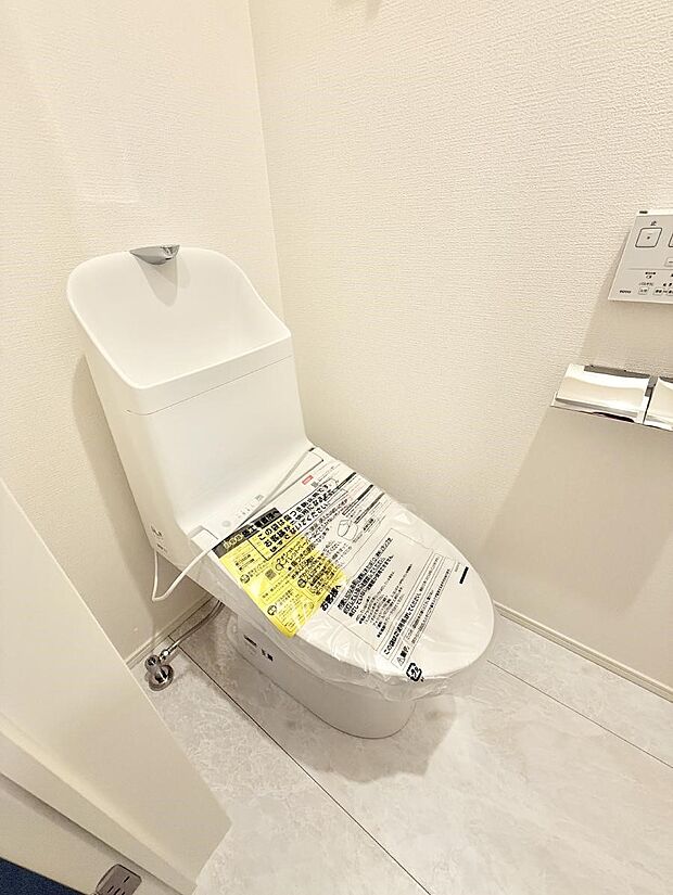 【トイレ】■毎日使う場所だからこそ、清潔感溢れる空間